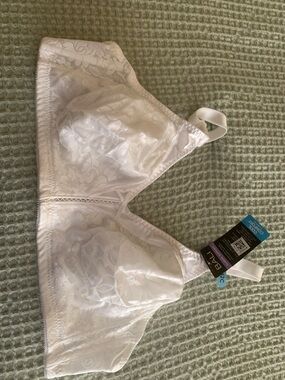Bali White Classic Support Wireless Bra